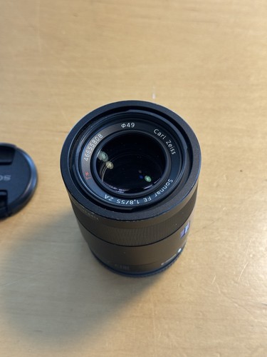 Sony sonnar f 1 8 - fe, 55