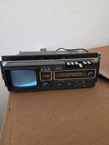 Registratore cassette radio - a,