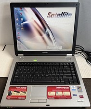 Toshiba Satellite A85-S107 15" Intel Celeron 1.4GHZ 1GB 40GB Win XP / TESTATO  