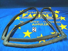 GUARNIZIONE PARABREZZA GIULIETTA  2^SERIE  GOMMA LISCIA  ALFA ROMEO 4 ANGOLI