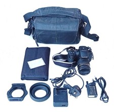 Fujifilm Finepix HS 30 EXR fotocamera digitale obiettivo 24-72 mm 12 filtri colore e borsa