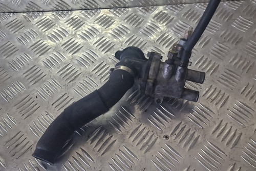 Alloggiamento termostato