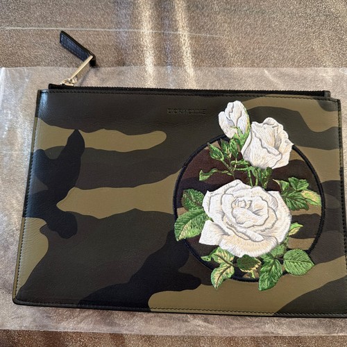 Dior home camo - di, kris