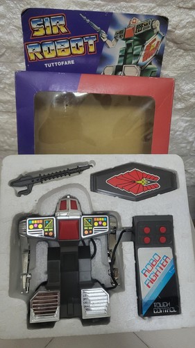 Robot robo fighter - robo, scudo