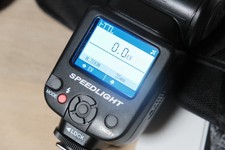 Flash NEEWER NW-985-N compatibile per fotocamere Nikon e non solo