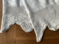 Vintage Cotton Table Cloth ~