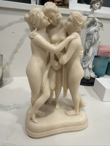 Vintage three graces - vintage,