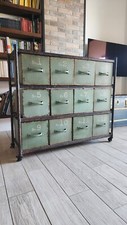 cassettiera / credenza  industrial nera e verde con rotelle
