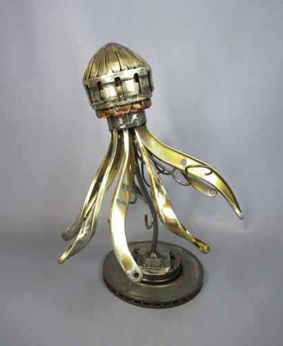 Scultura medusa metallo firma