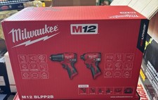 Kit Milwaukee Avvitatore
