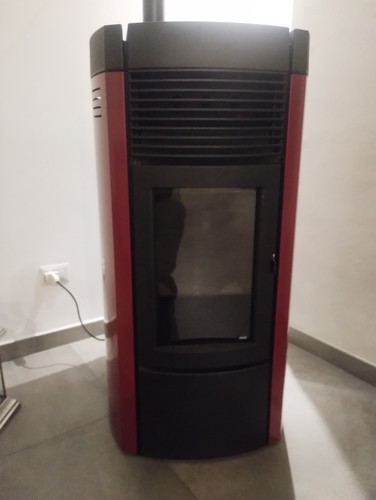 Stufa pellet idro usata - a,