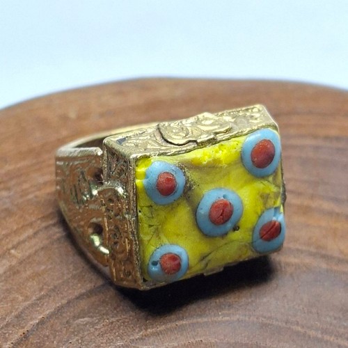 Bellissimo anello antico