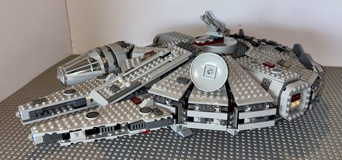 Lego 7965 millennium falcon - lego,