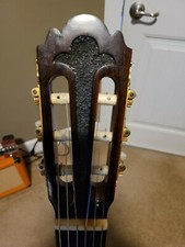 Chitarra acustica classica