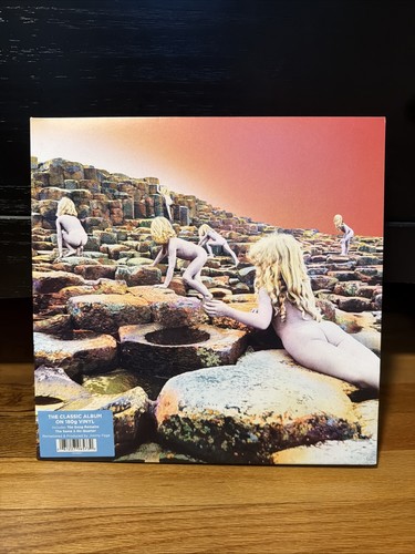 Led zeppelin houses the - zeppelin,