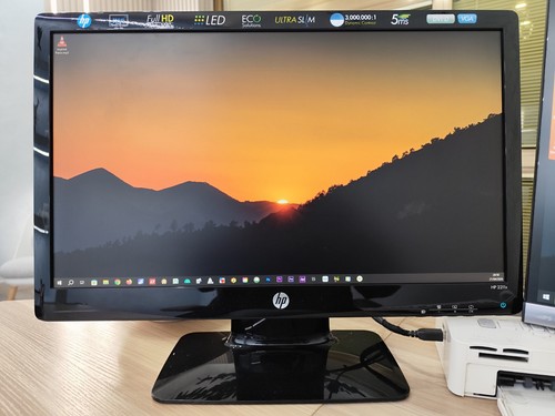 Monitor 2211x full - full, hd