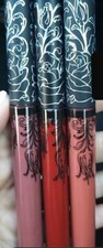 1x KAT VON D Everlasting