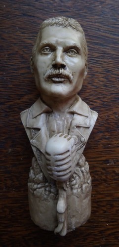 Freddie mercury busto - freddie,
