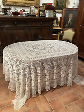 Antica tovaglia copritavola