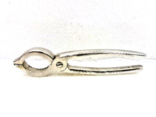 Rare casse noix, noisettes