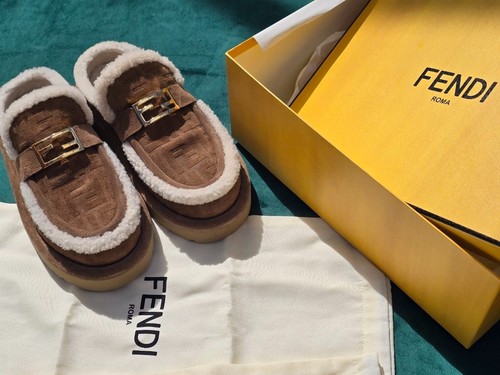 Nuovissimo sabot fendi - fendi, apres