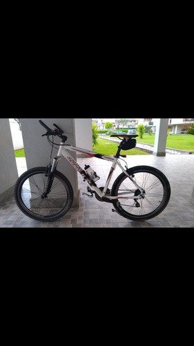 Mountain bike - mountain,