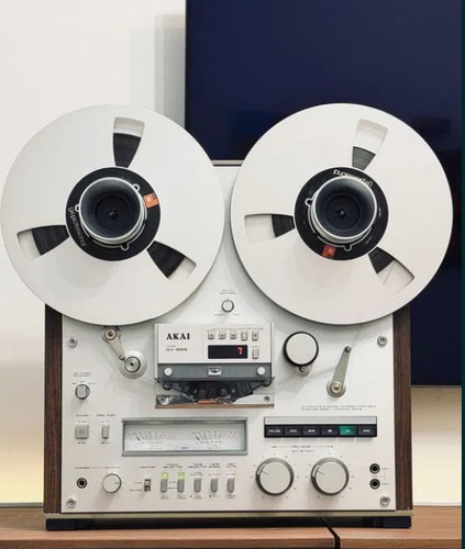Akai 625 vintage - -,