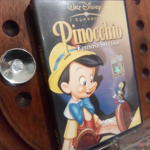 Pinocchio walt disney special - disney,