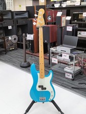 FENDER USA AMERICAN