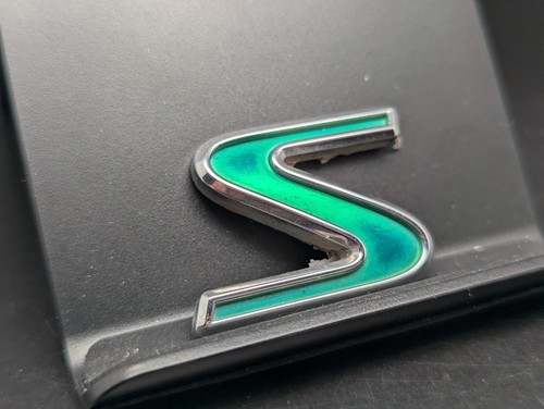 Maserati levante logo - levante,