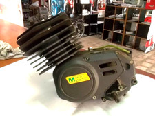 motore minarelli p6 corsa corta blocco nero nuovo SENZA ROTORE nuovo!!!  *pesole