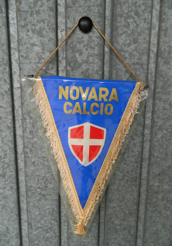 Gagliardetto novara calcio - novara,