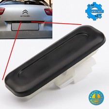 TAILGATE HANDLE BUTTON OPENING