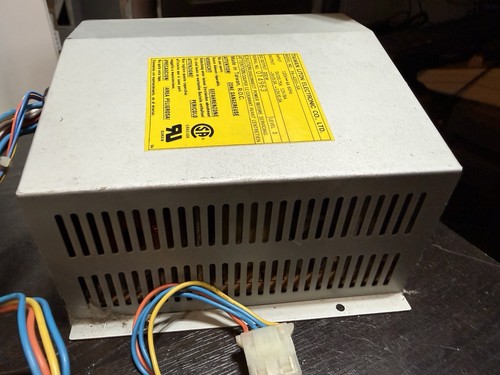 Alimentatore 200watt per amiga - 200watt,