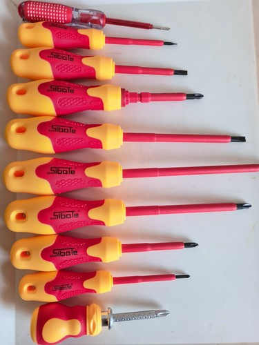 Set cacciaviti isolati a - 10,