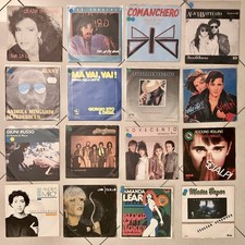 Lotto di 16 Dischi 45 Giri