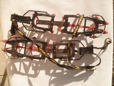 Paire de Crampons montagne