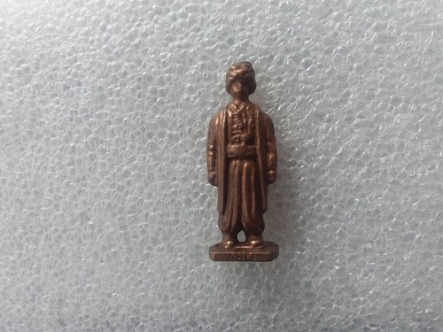 Raro giocattolo figure - raro,