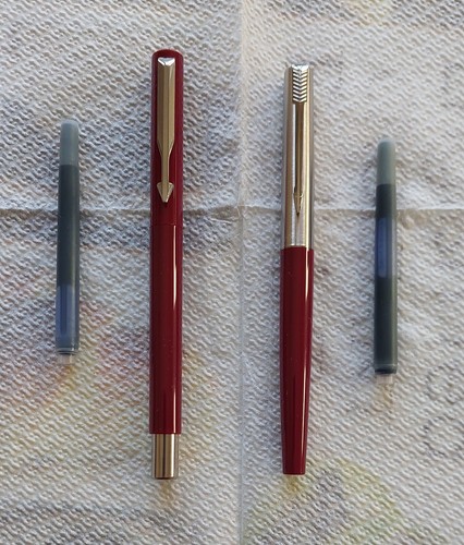 Due penne stilografiche parker - due,
