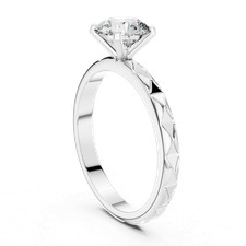 Anello con diamanti tondi
