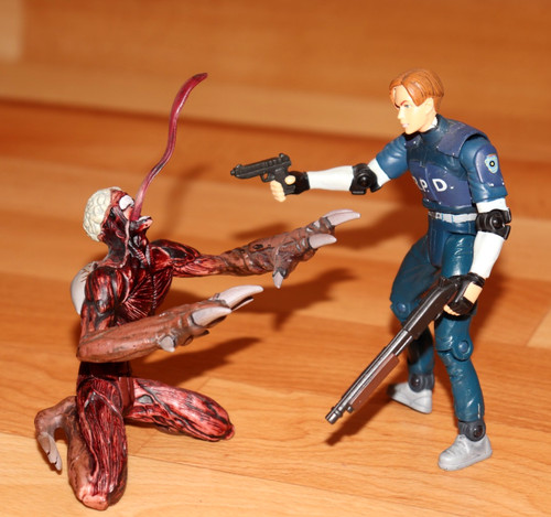 Resident evil leon - resident, 2