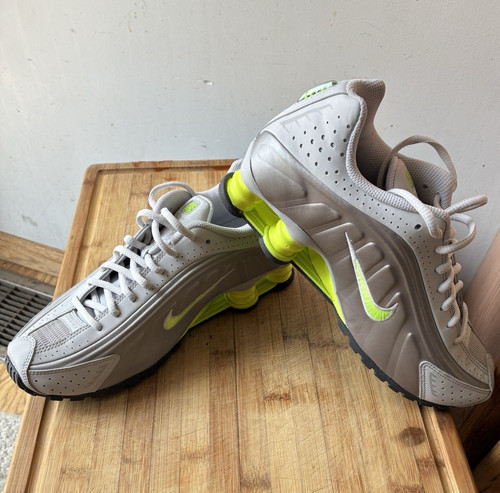 Nike shox sneakers - nike, r4