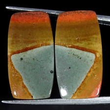 Coppia Di Cabochon In Giada