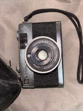 Macchina fotografica pellicola 35 mm Yashica TL-Electro anni 70 con obiettivo automatico Yashinon-DS 50 mm f/1.9