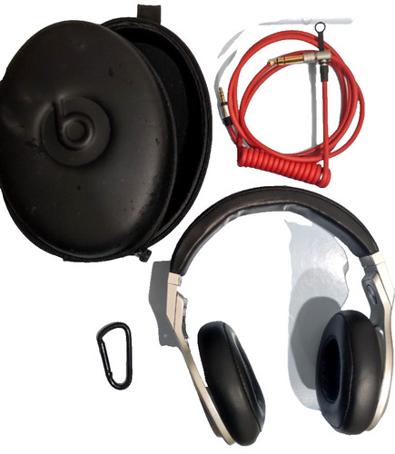 Authentic 2012 monster beats - 2012,