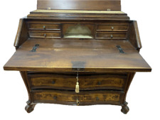 Cassettiera mossa  con