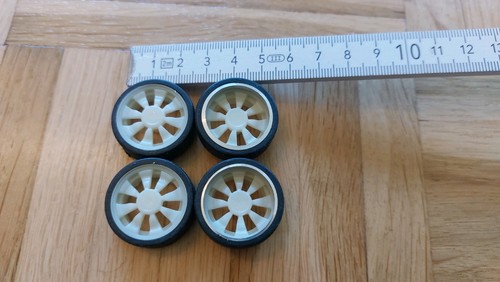Modellino kit 25 ruote - kit, 1:24