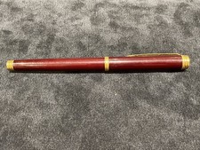 Gold 18k Nib on Burgundy