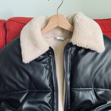 ZARA Giubbotto Imbottito in Ecopelle conColletto in Pelliccia Sintetica, Uomo,L