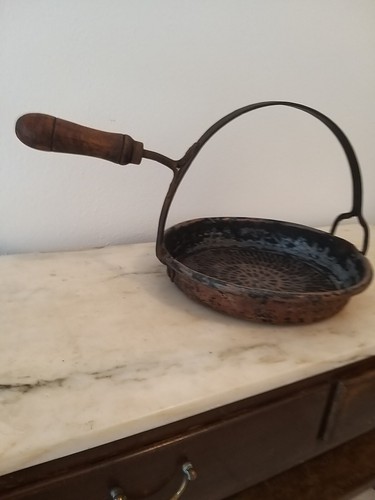 Antica pentola tegame - antica, di